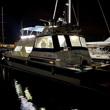 Navi Yacht A Sete, 2 A 8 Couchages, Privatif Hotel Kültér fotó