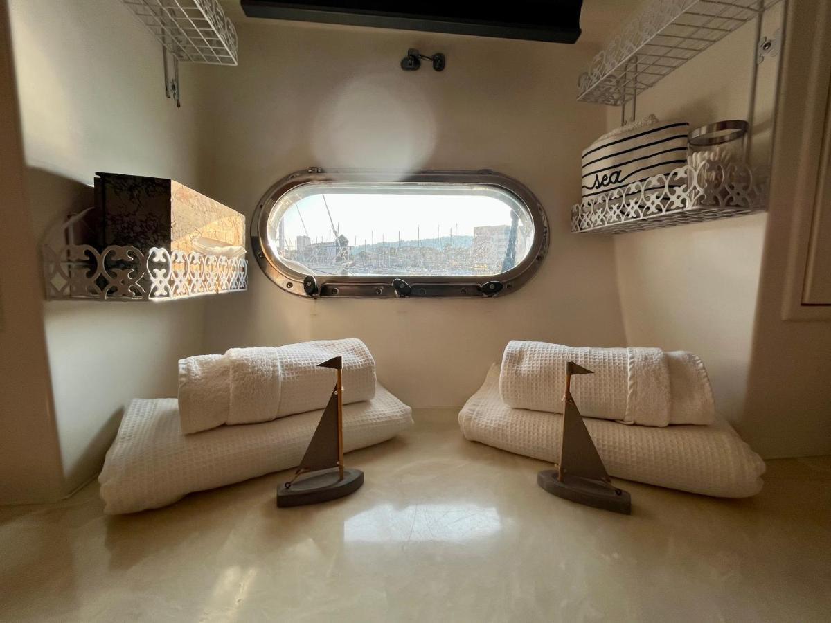 Navi Yacht A Sete, 2 A 8 Couchages, Privatif Hotel Kültér fotó