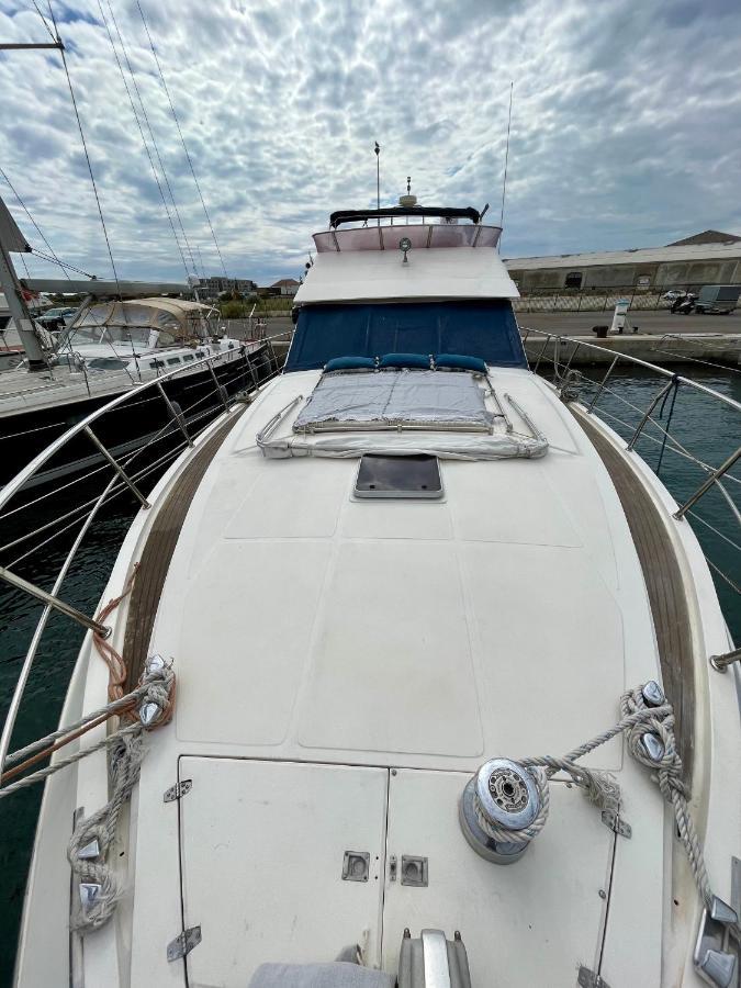 Navi Yacht A Sete, 2 A 8 Couchages, Privatif Hotel Kültér fotó