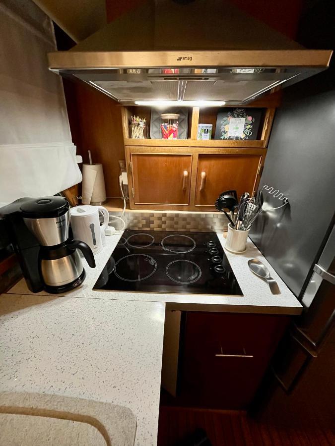 Navi Yacht A Sete, 2 A 8 Couchages, Privatif Hotel Kültér fotó