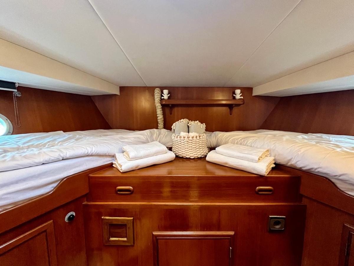 Navi Yacht A Sete, 2 A 8 Couchages, Privatif Hotel Kültér fotó