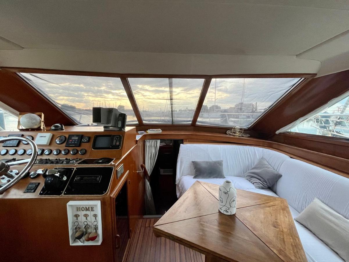 Navi Yacht A Sete, 2 A 8 Couchages, Privatif Hotel Kültér fotó