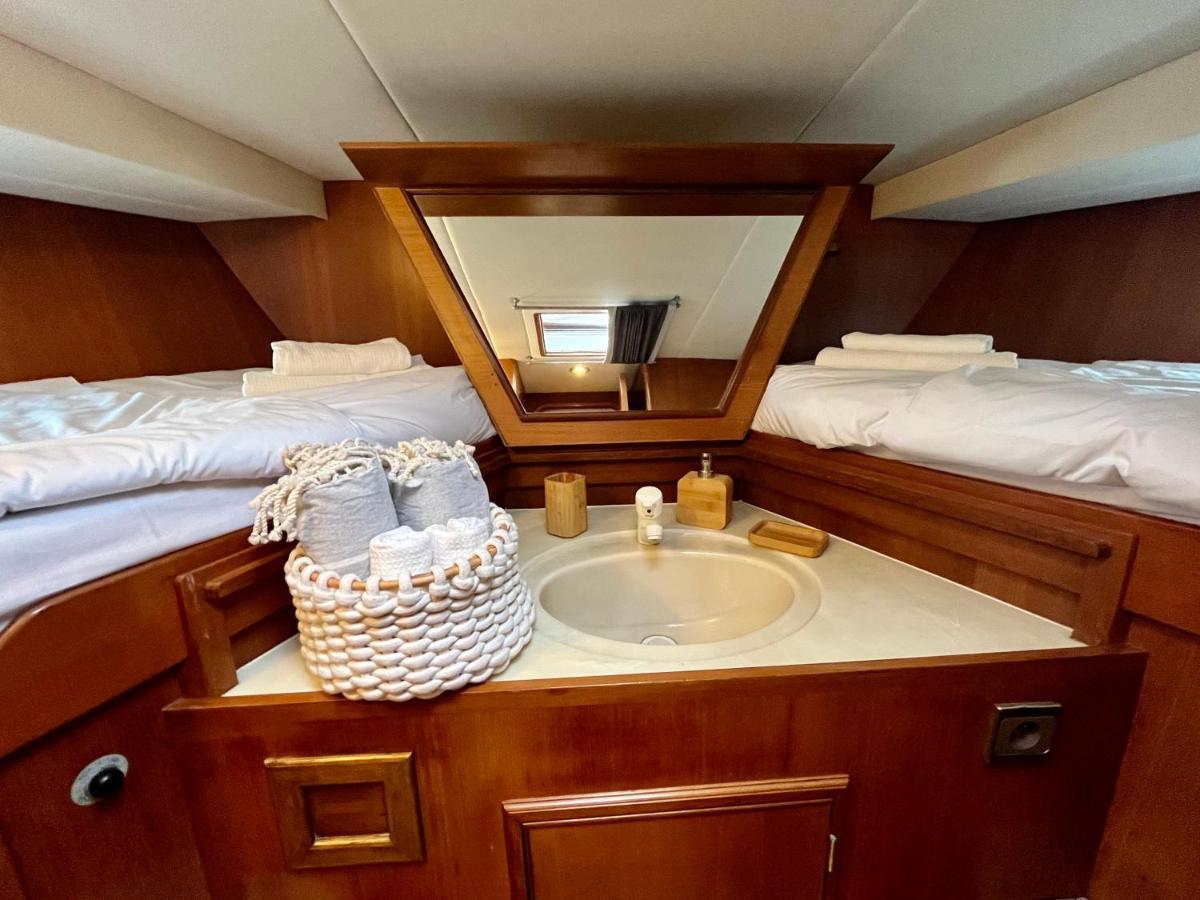 Navi Yacht A Sete, 2 A 8 Couchages, Privatif Hotel Kültér fotó