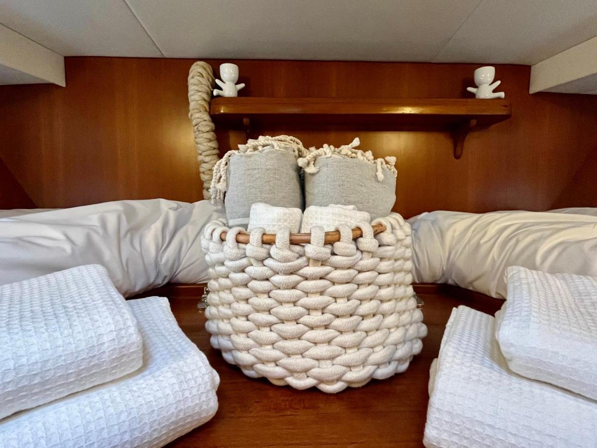 Navi Yacht A Sete, 2 A 8 Couchages, Privatif Hotel Kültér fotó