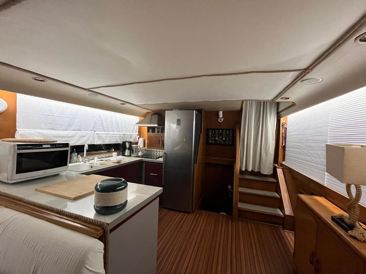 Navi Yacht A Sete, 2 A 8 Couchages, Privatif Hotel Kültér fotó