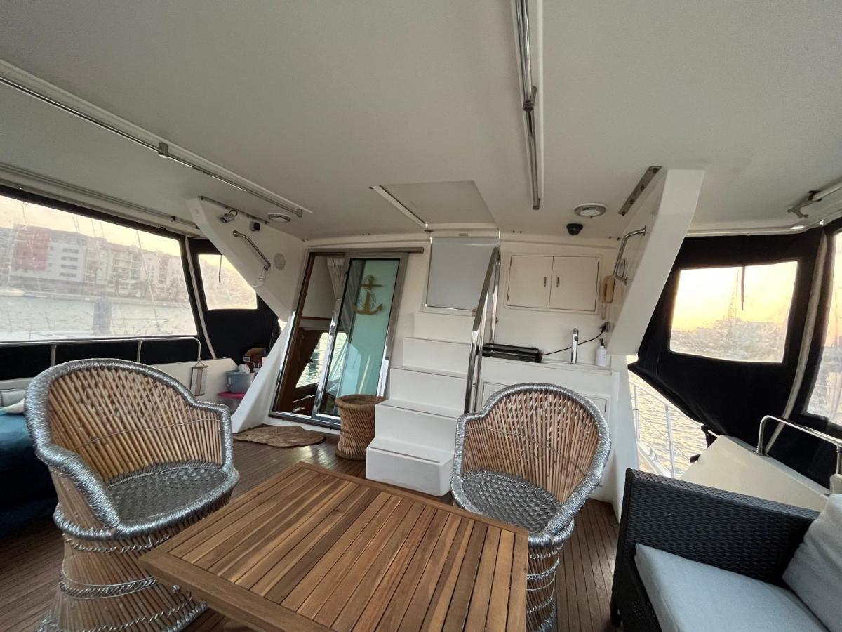 Navi Yacht A Sete, 2 A 8 Couchages, Privatif Hotel Kültér fotó